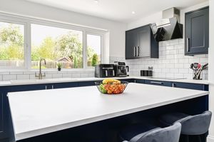 Photo 16- click for photo gallery